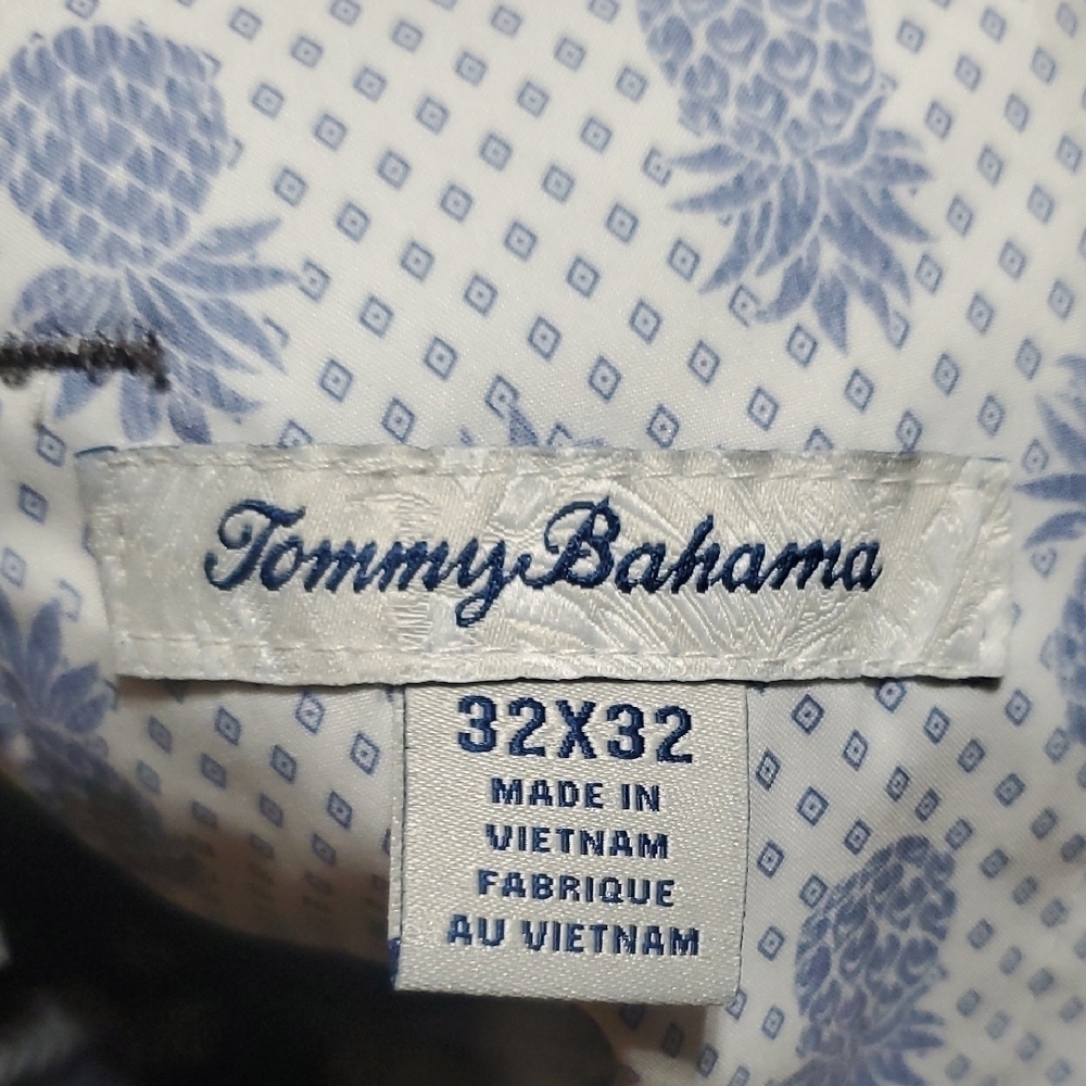 Tommy Bahama Green and Blue Golf Active Pants Palm Tree Print - Picture 2 of 9